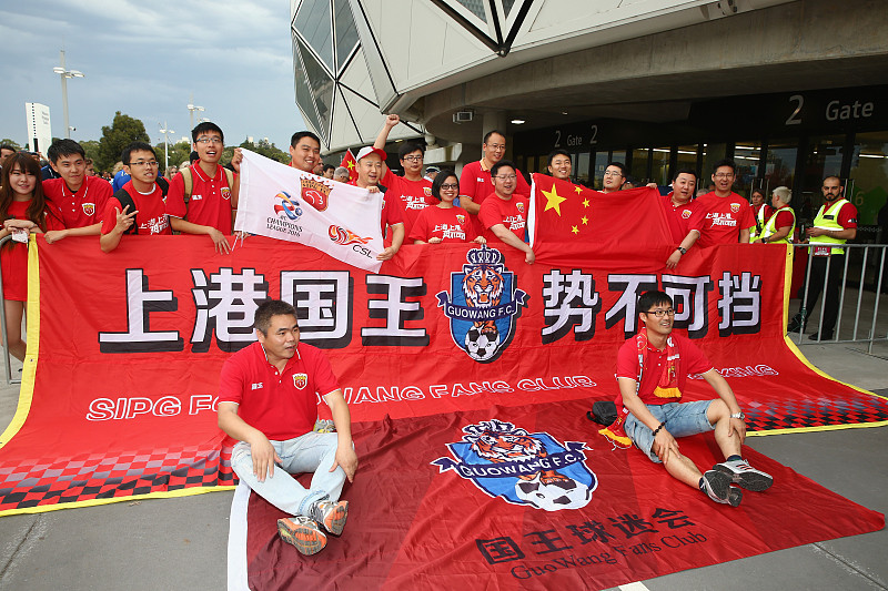 上港前场进攻火力强劲，对手后防瑟瑟发抖