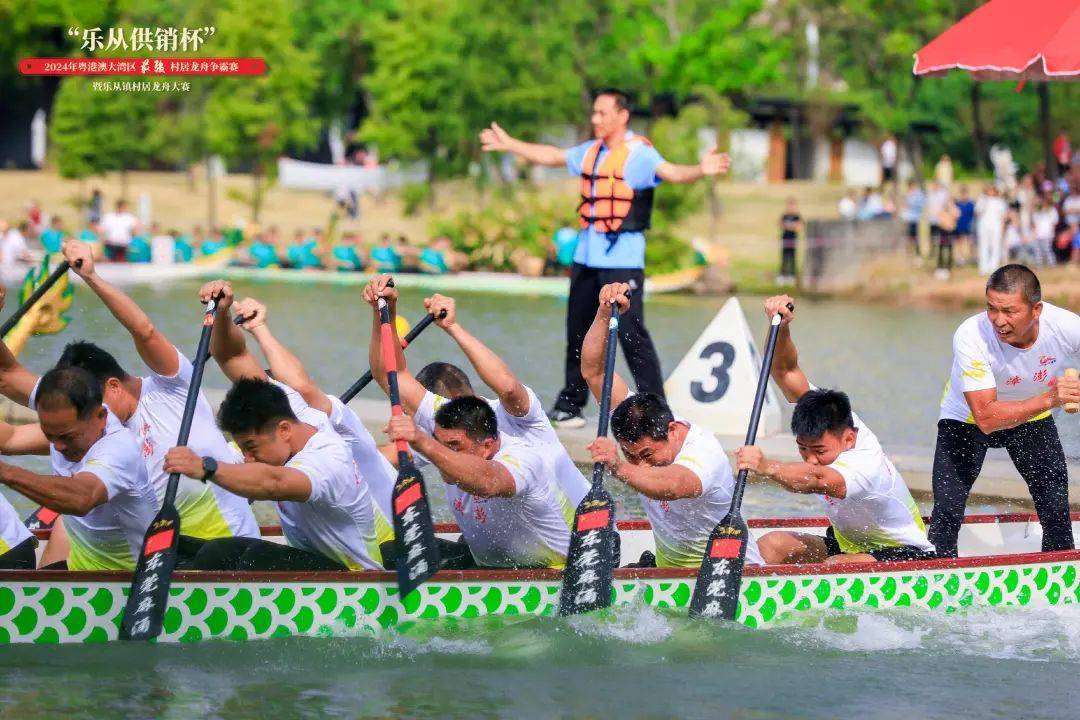 奋勇争先，各国选手在激烈角逐中争得头筹